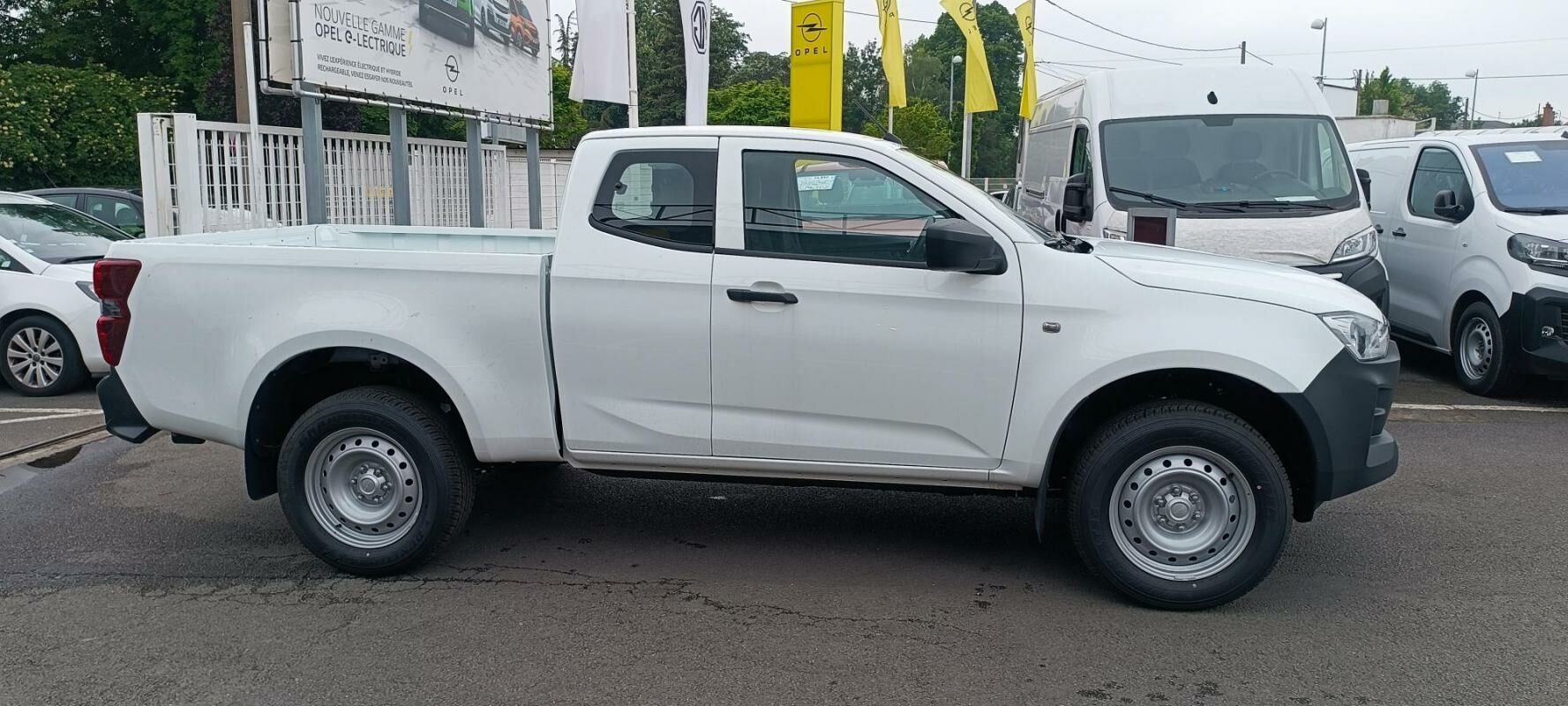  D-max  9  à vendre